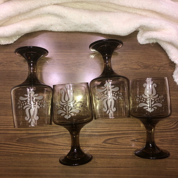 Pfaltzgraff VILLAGE Set of 4-5 1/8" Wine Glass Goblets Brown Etched Stemware - Picture 4 of 7